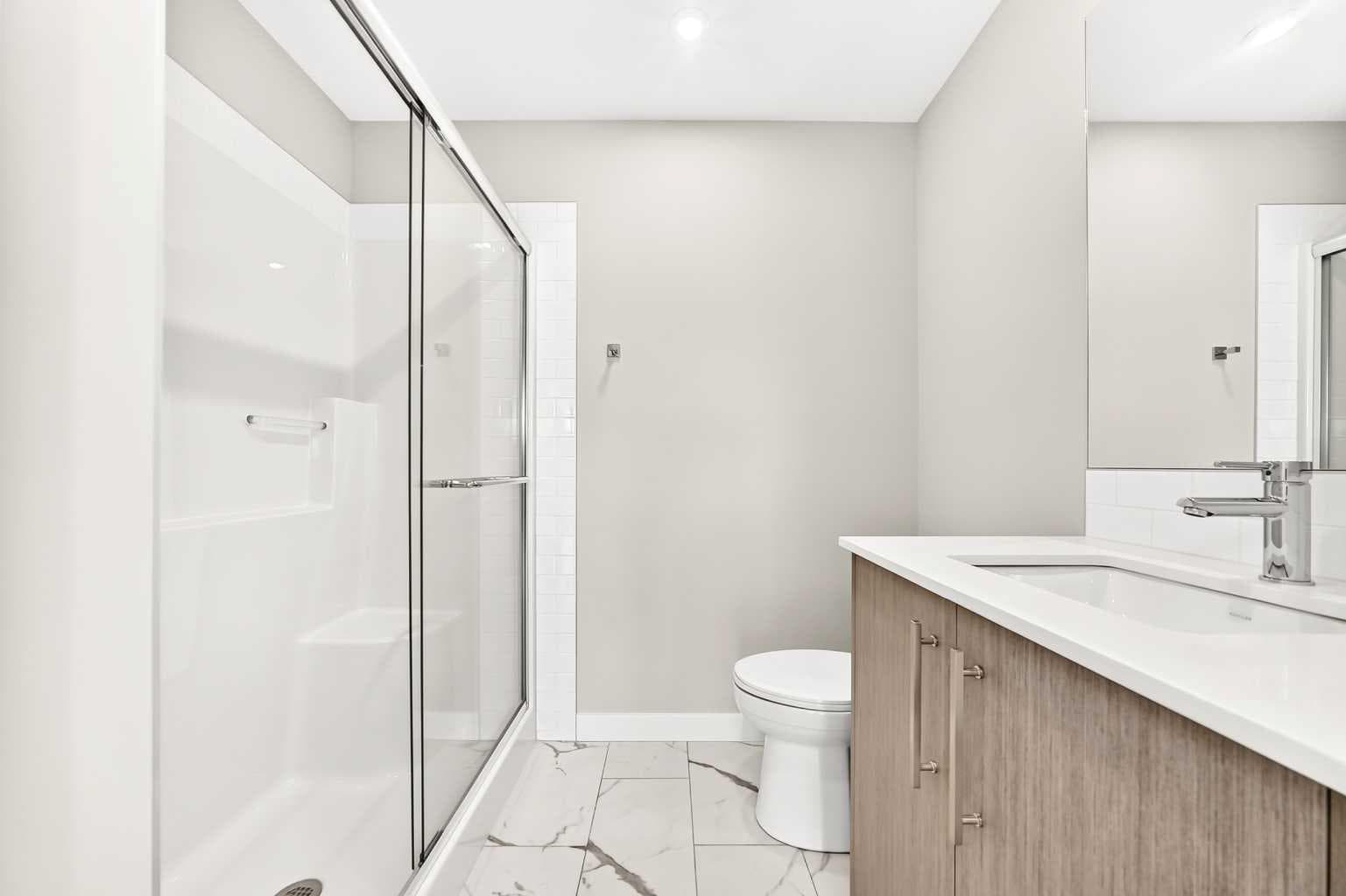 1406, 6 Merganser Drive West  
