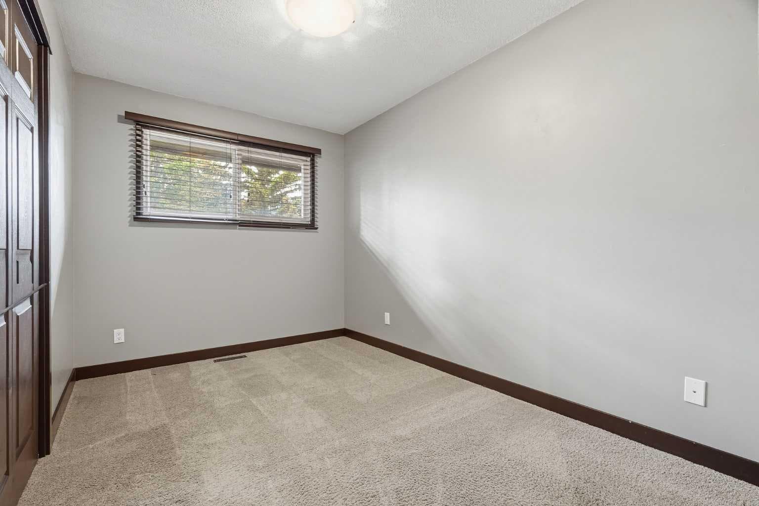 316 Canniff Place SW