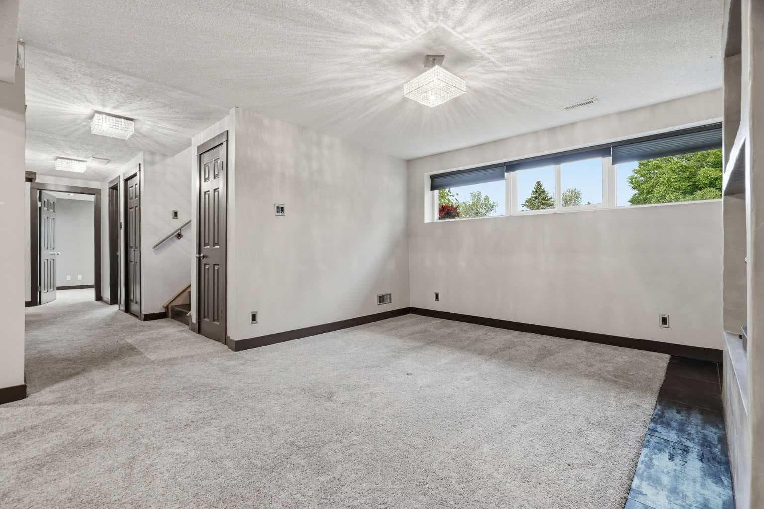 316 Canniff Place SW