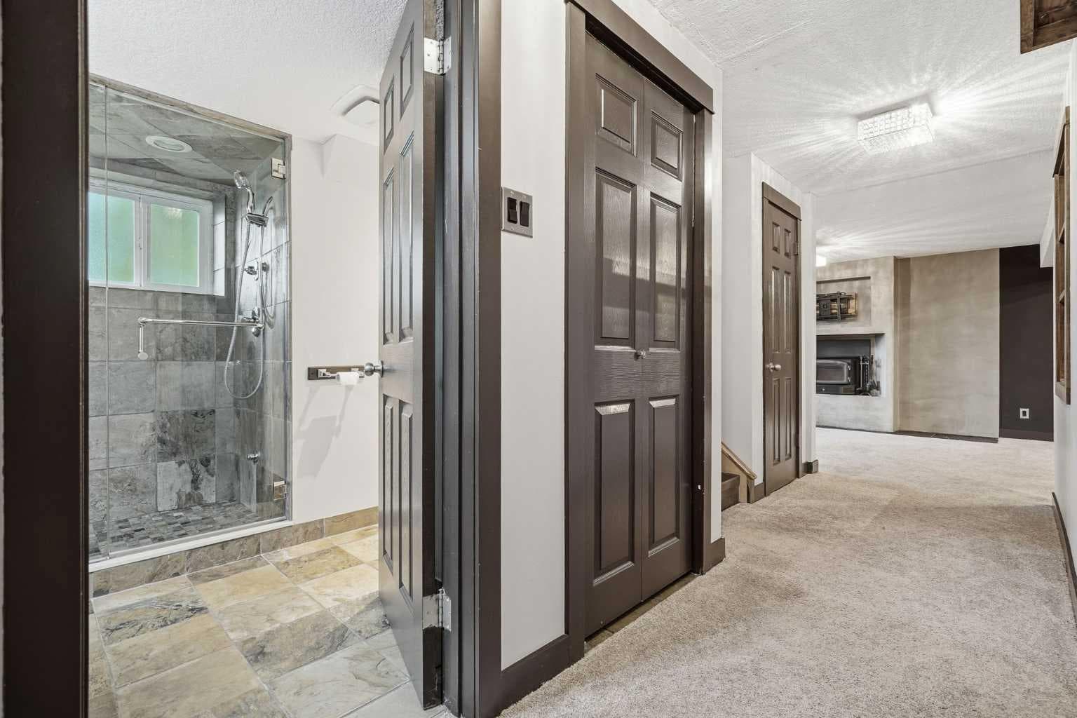 316 Canniff Place SW