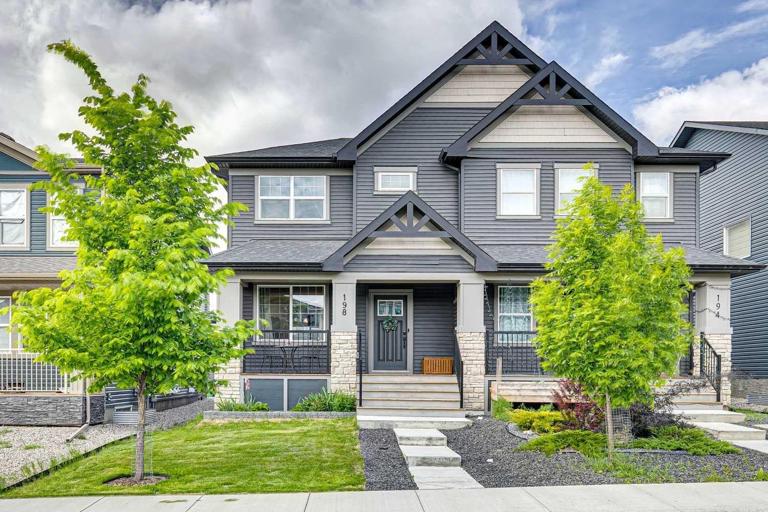 198 Legacy Reach Crescent SE