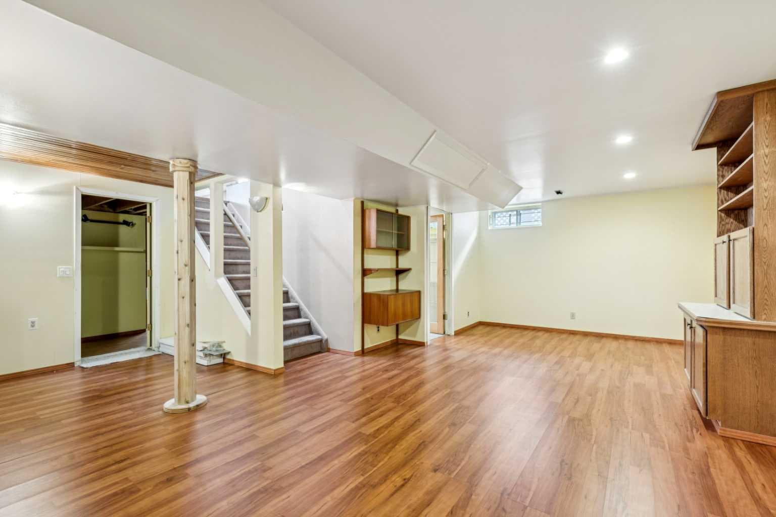 328 Norseman Road NW