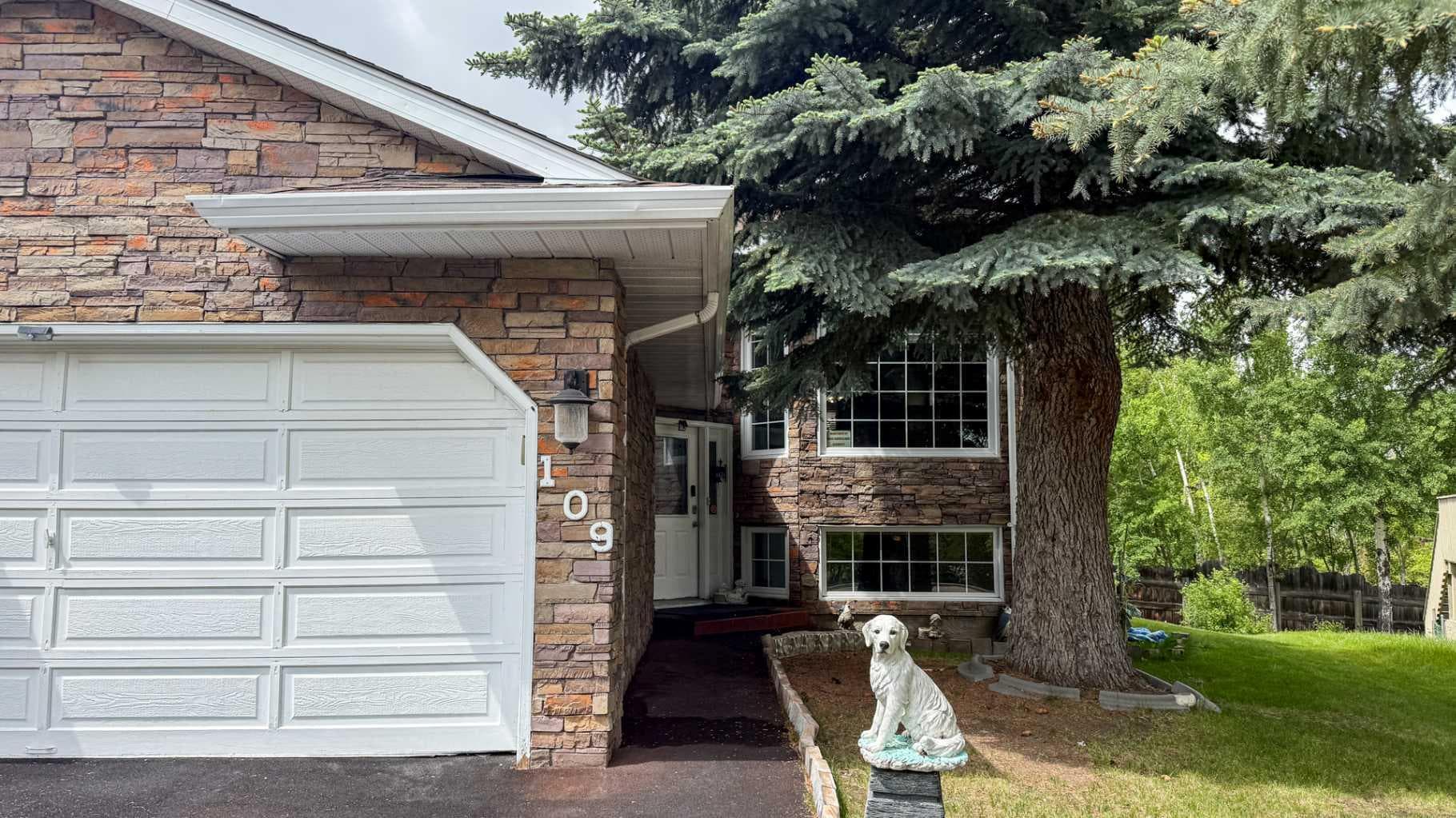 109 Edgebrook Gardens NW