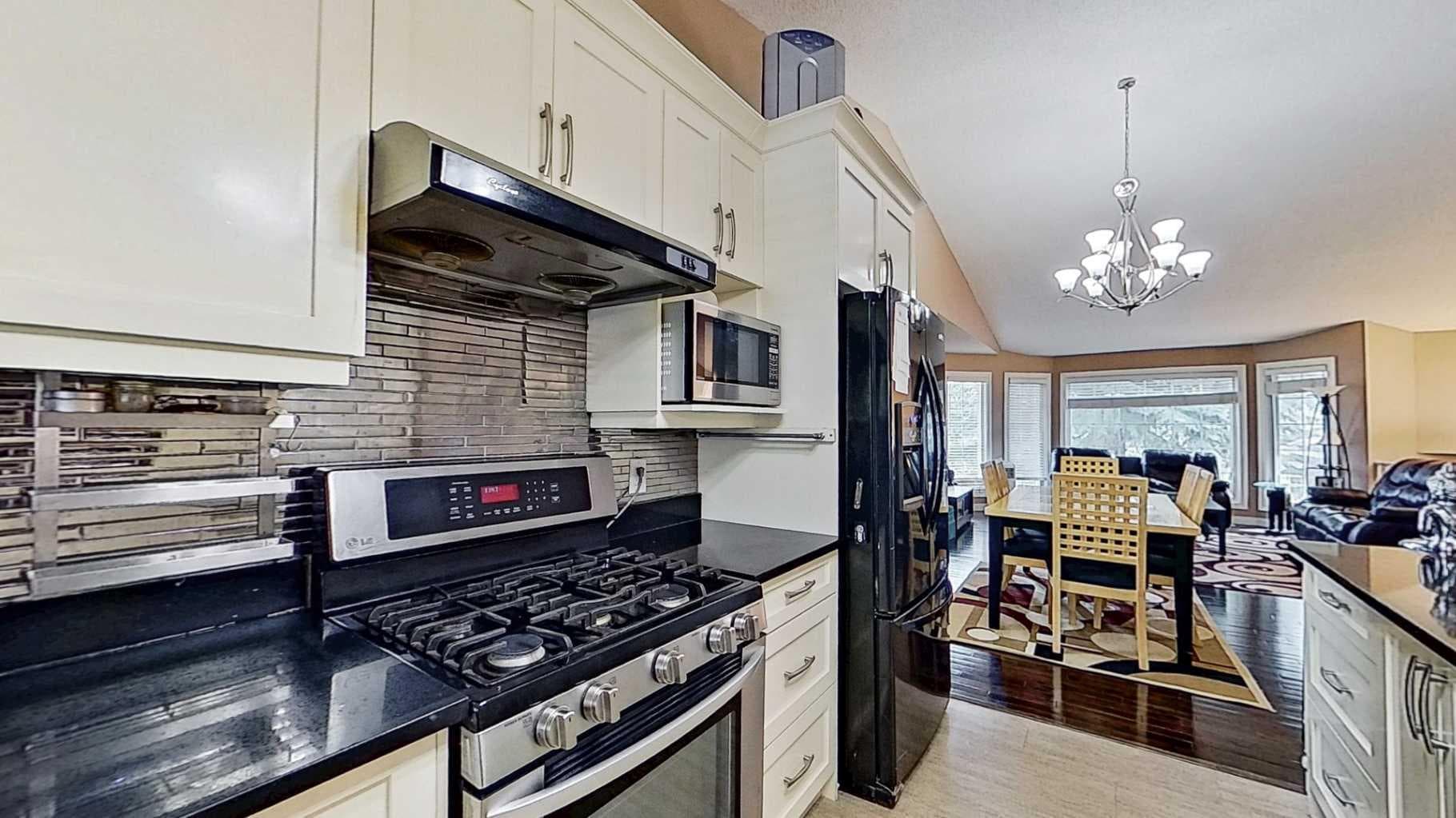 109 Edgebrook Gardens NW