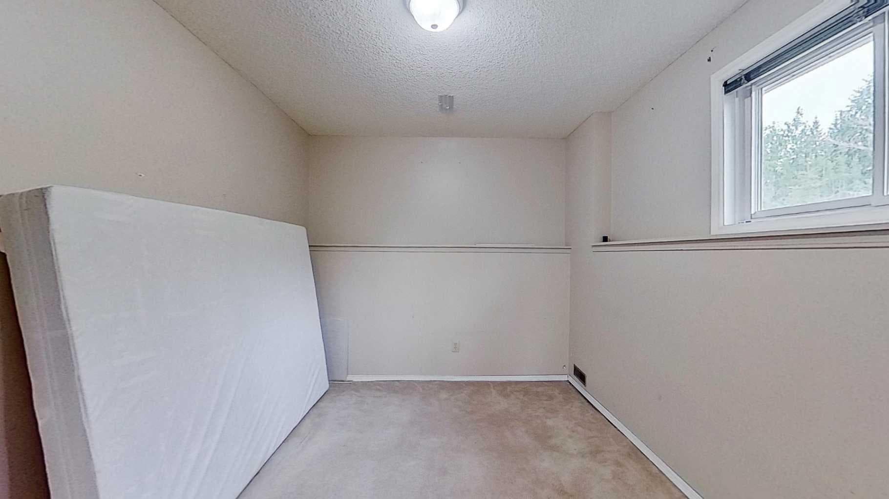 109 Edgebrook Gardens NW