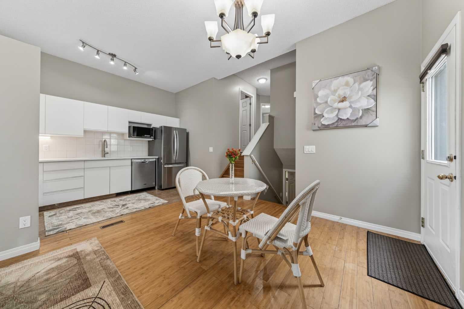 73 Hidden Valley Villas NW