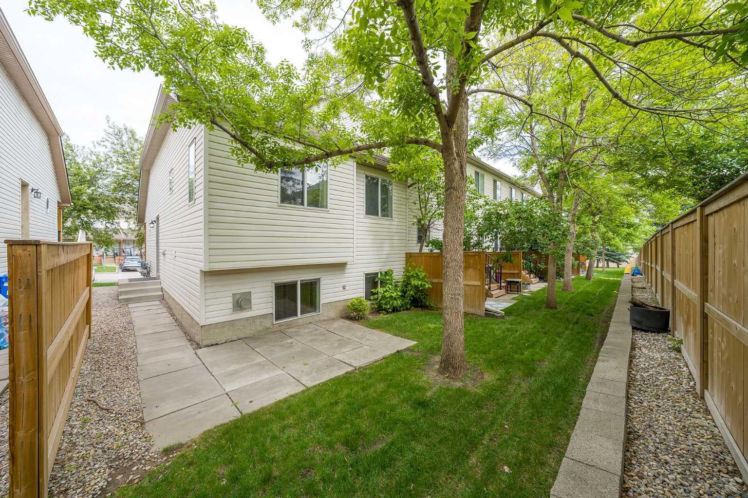 73 Hidden Valley Villas NW