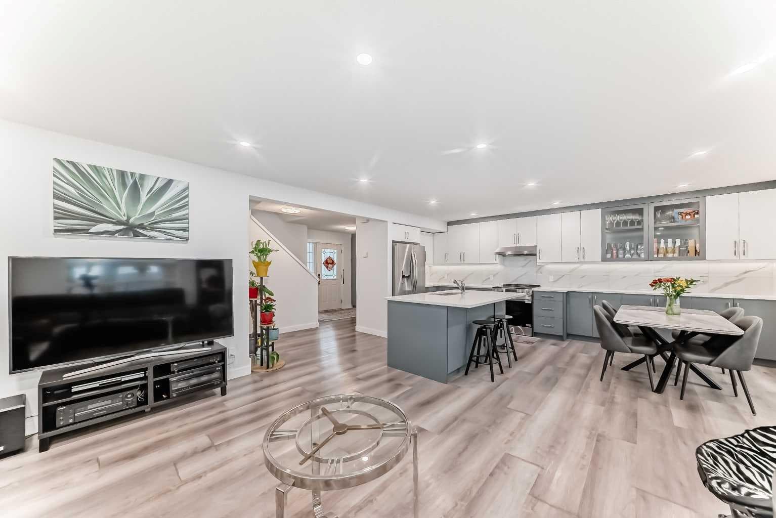 119 Citadel Meadow Grove NW