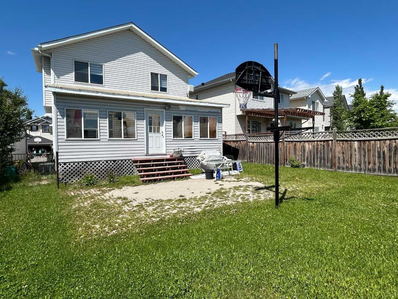 119 Citadel Meadow Grove NW