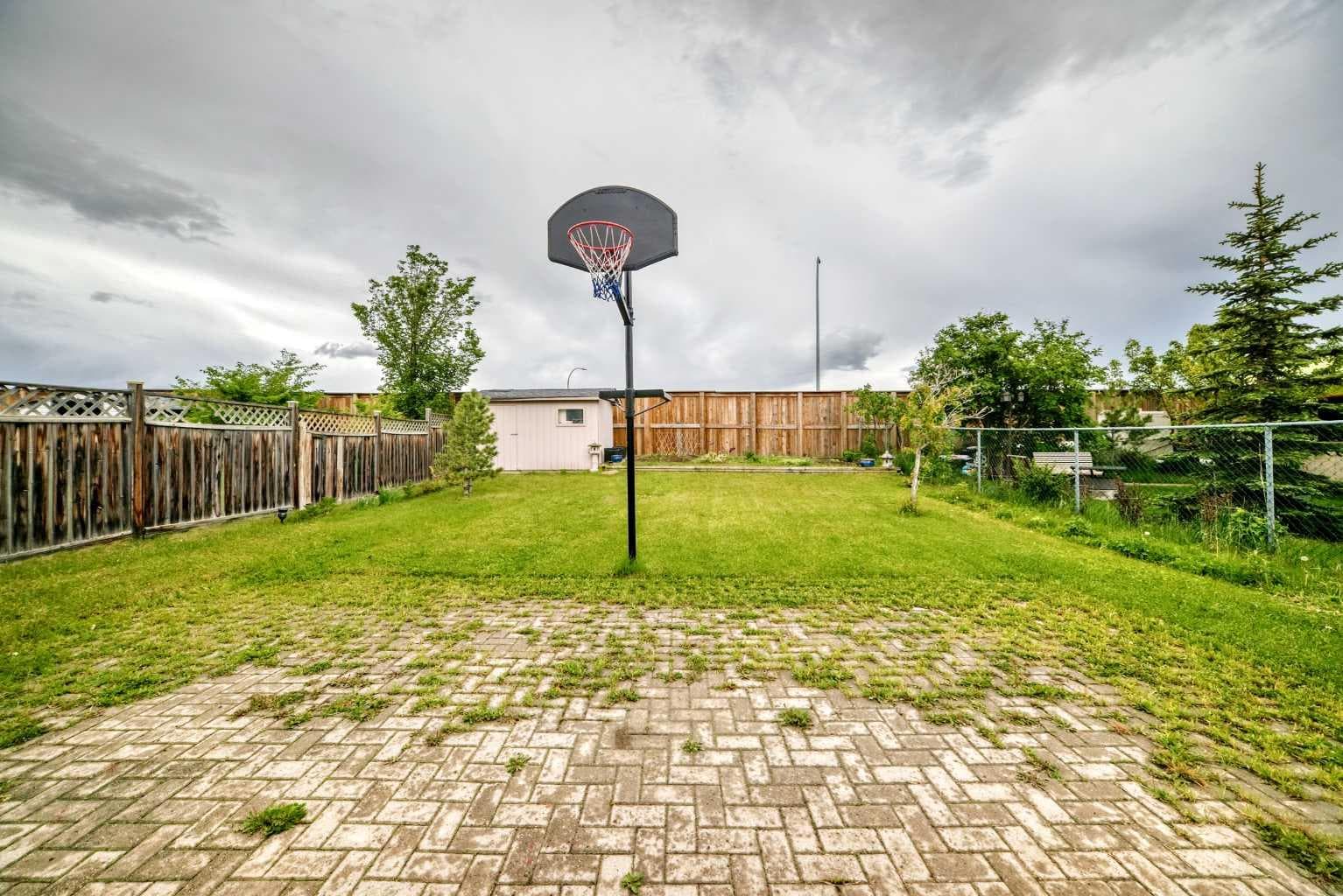 119 Citadel Meadow Grove NW