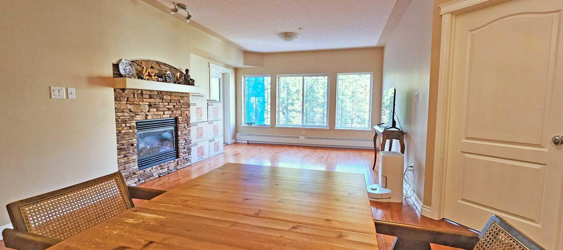 305, 30 Discovery Ridge Close SW