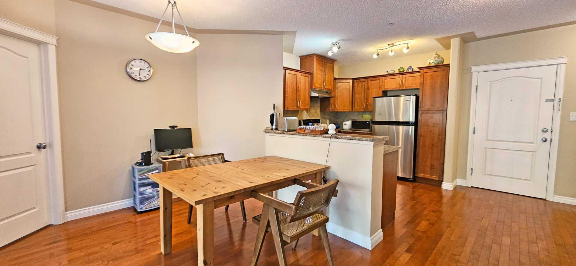 305, 30 Discovery Ridge Close SW