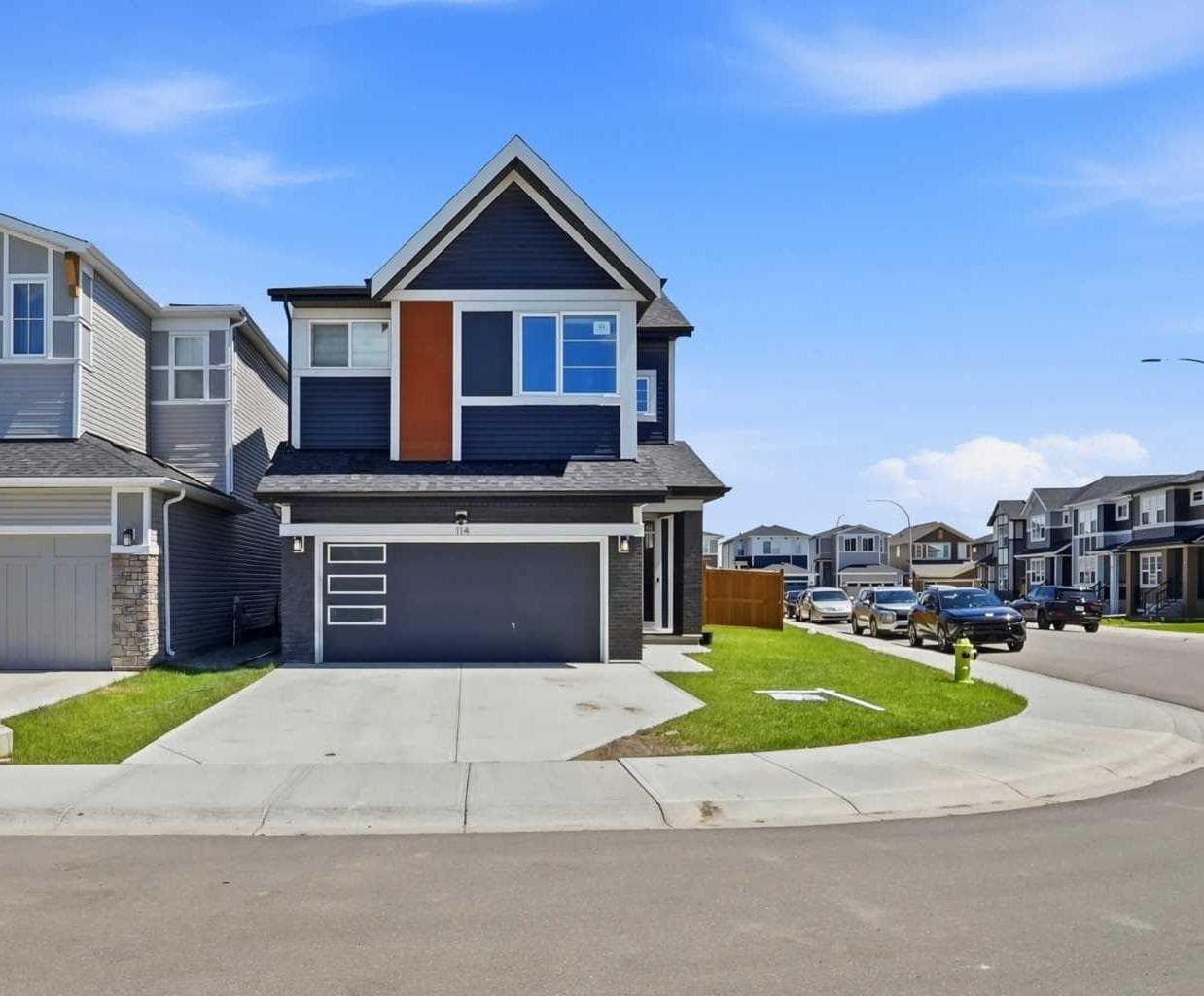 114 Corner Meadows Grove NE