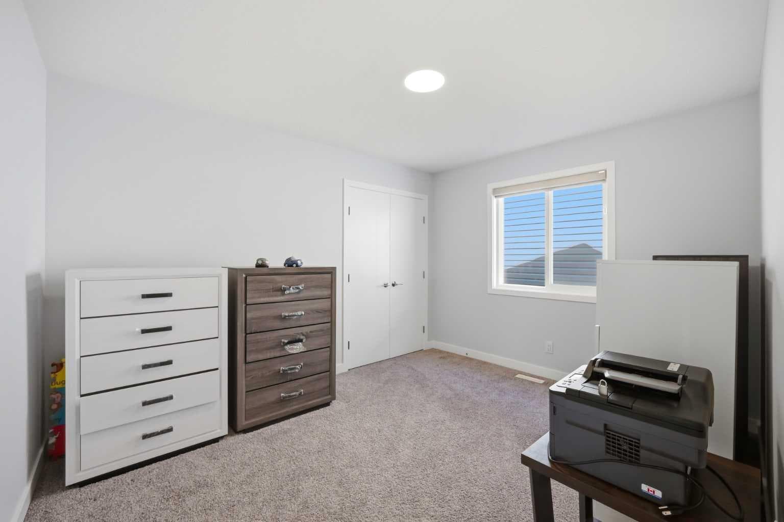 114 Corner Meadows Grove NE