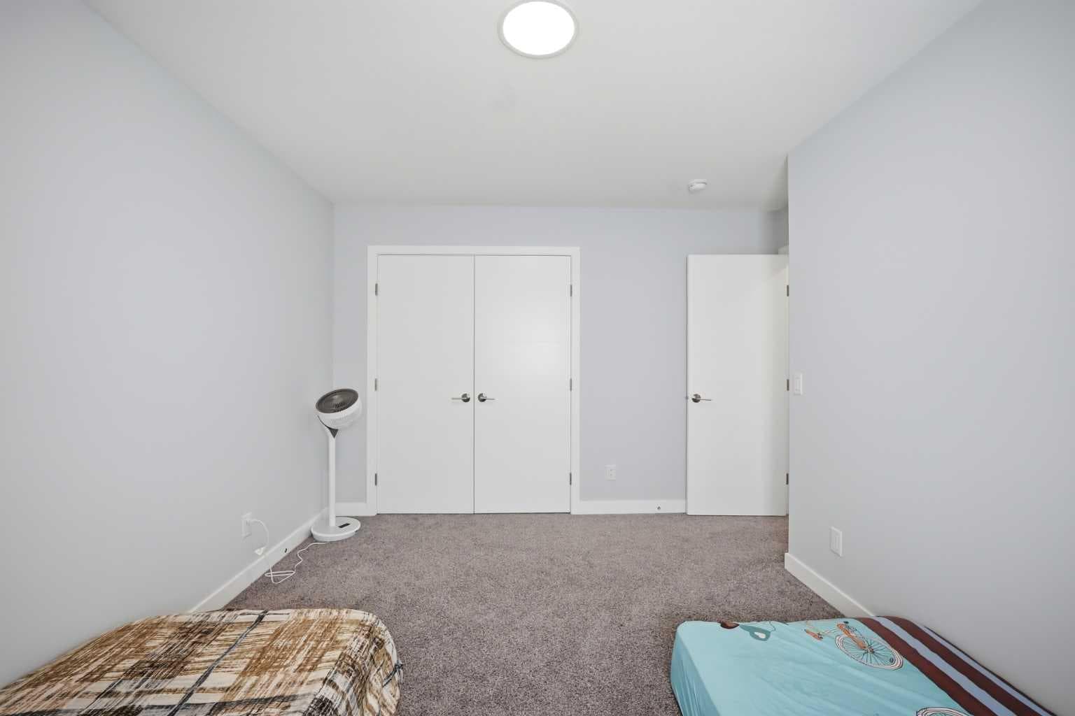 114 Corner Meadows Grove NE