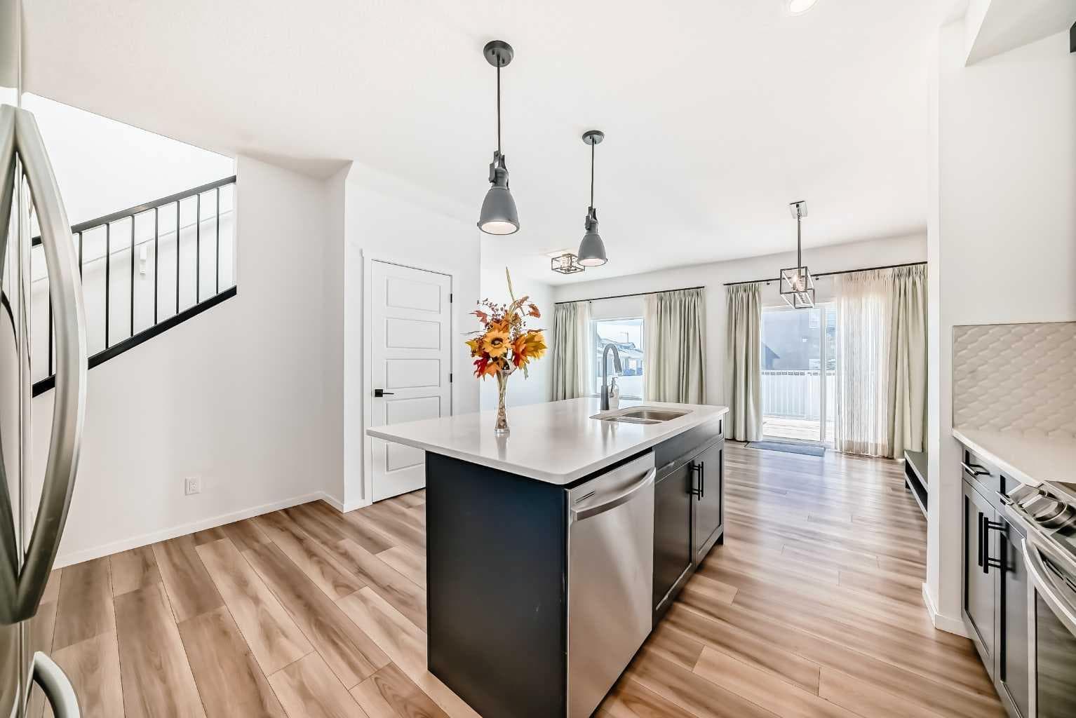 91 Walcrest Way SE