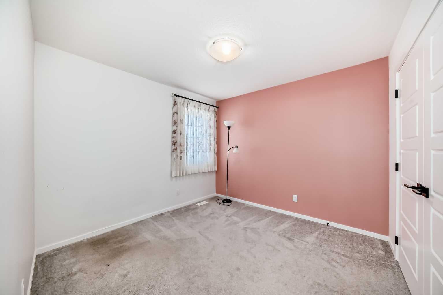 91 Walcrest Way SE