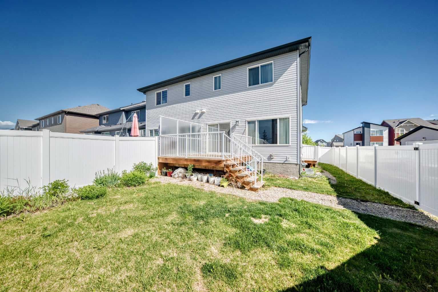 91 Walcrest Way SE