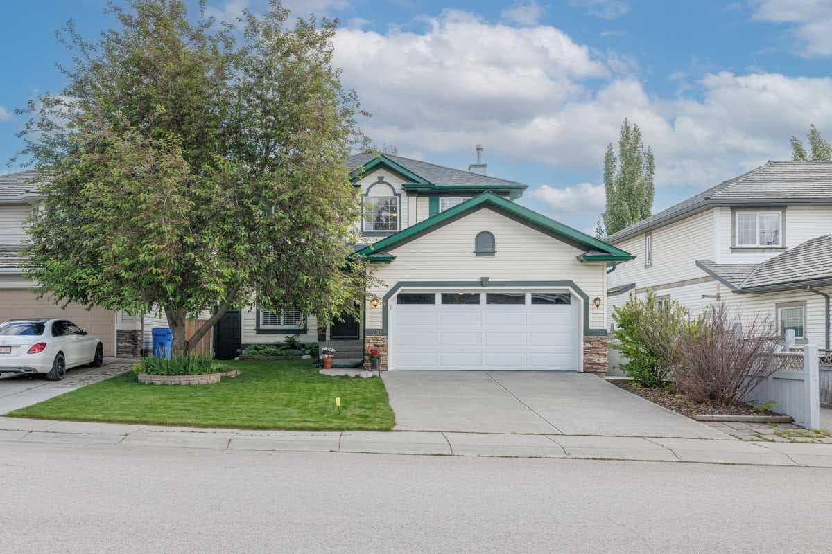 210 Mt Douglas Court SE