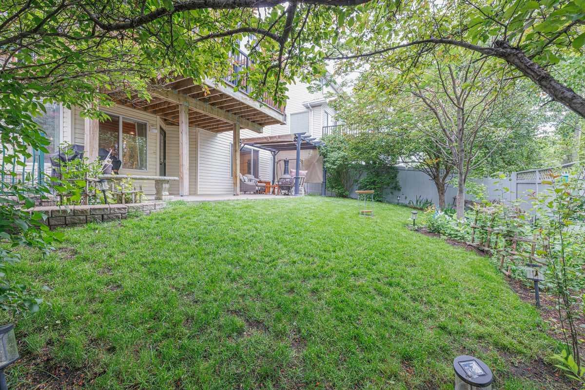 210 Mt Douglas Court SE