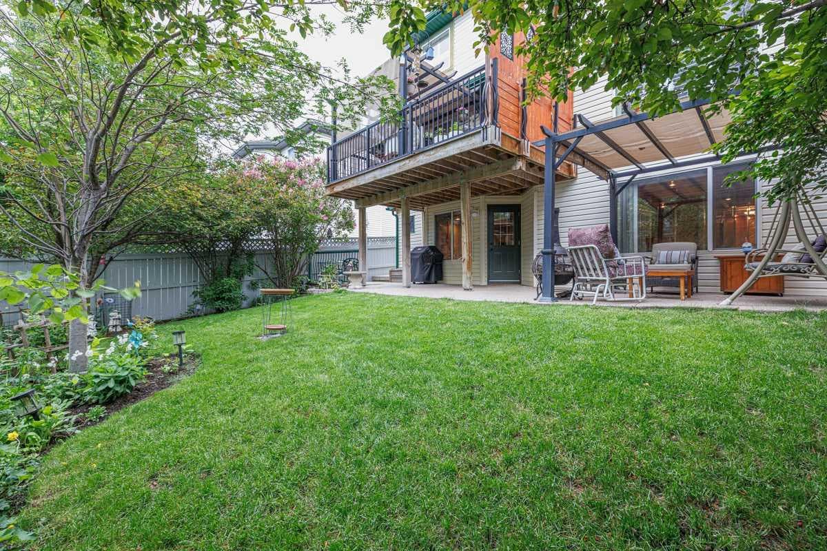 210 Mt Douglas Court SE