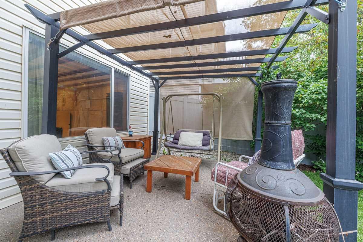 210 Mt Douglas Court SE