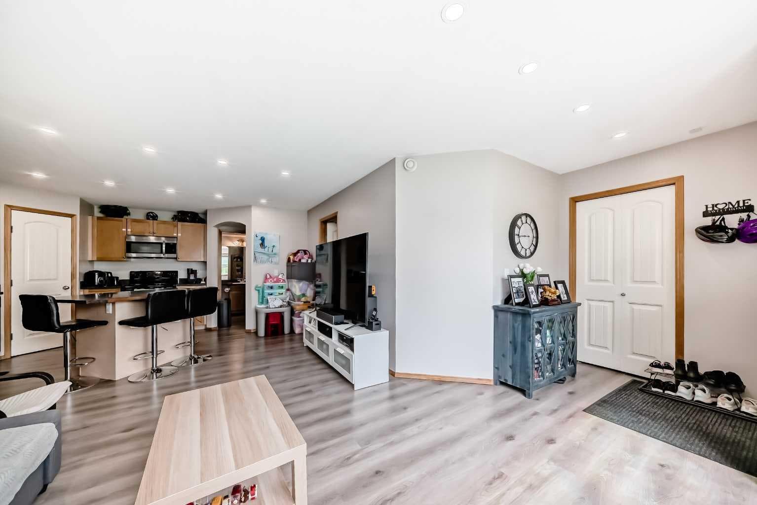 106, 140 Panatella Landing NW
