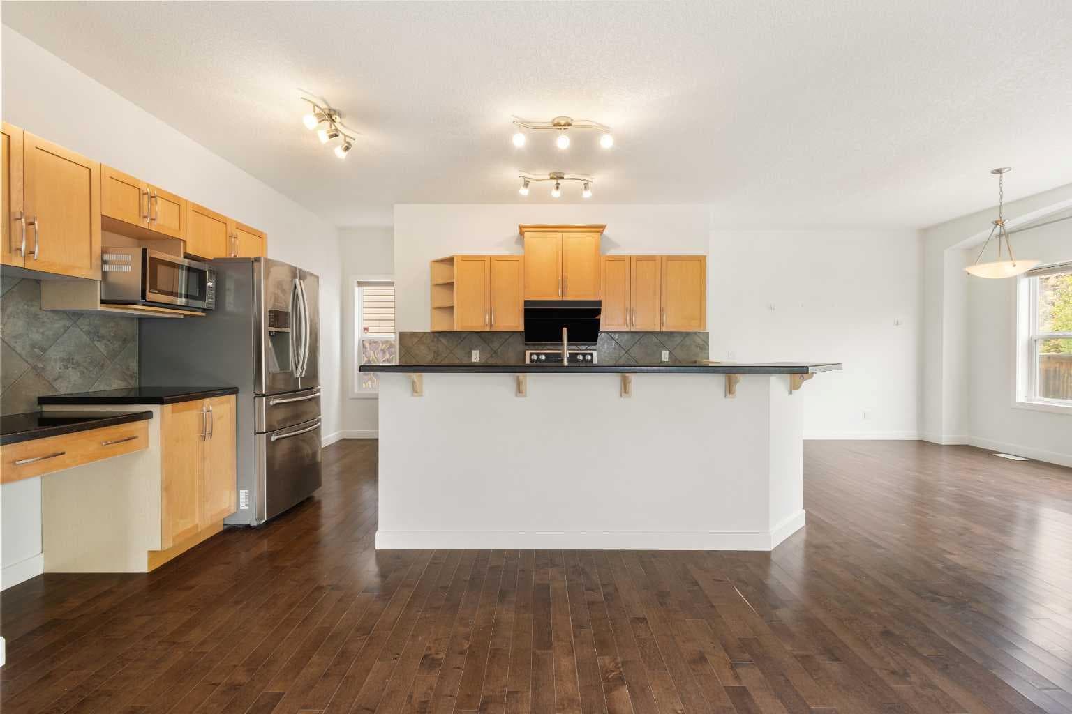 66 Everhollow Avenue SW