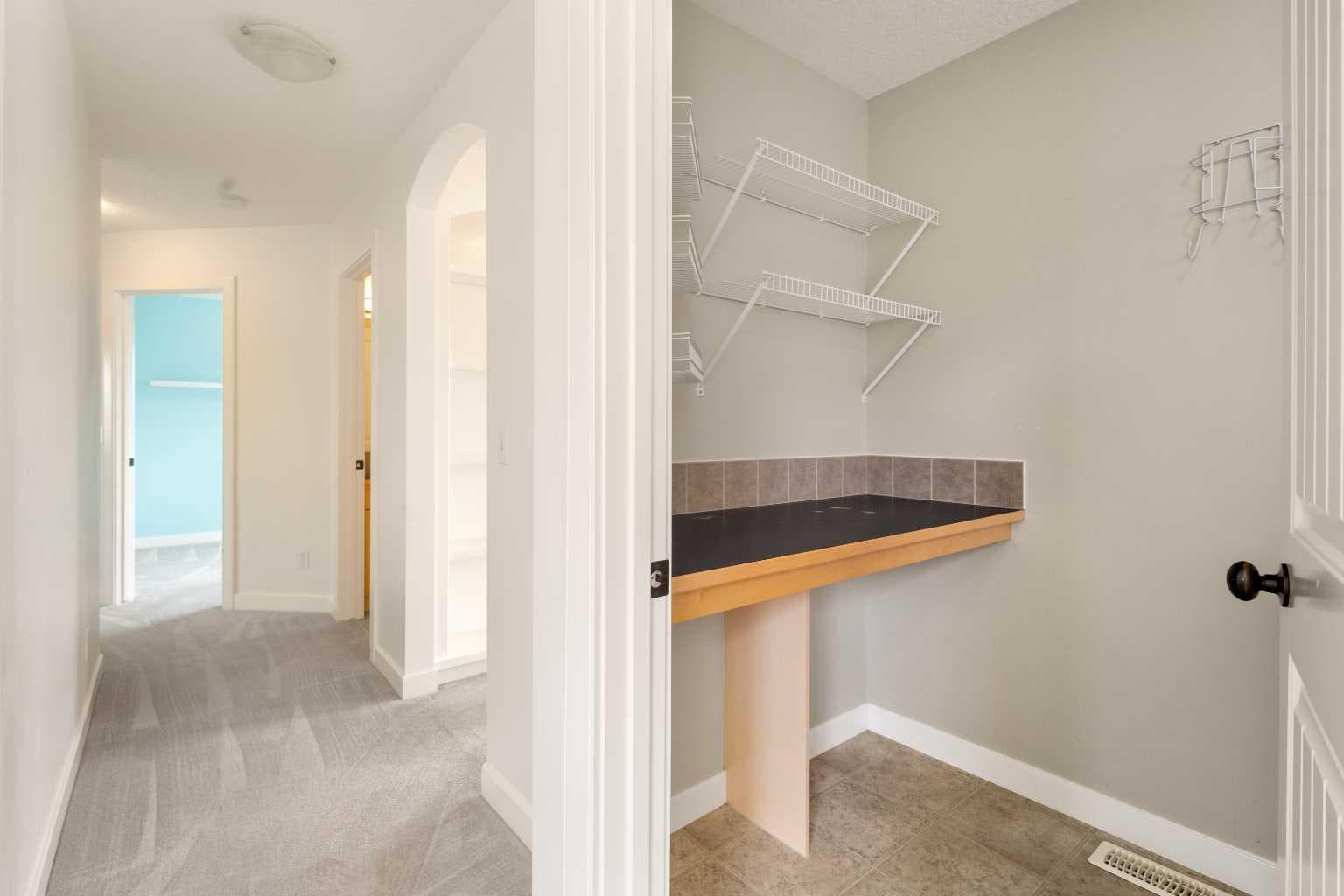 66 Everhollow Avenue SW