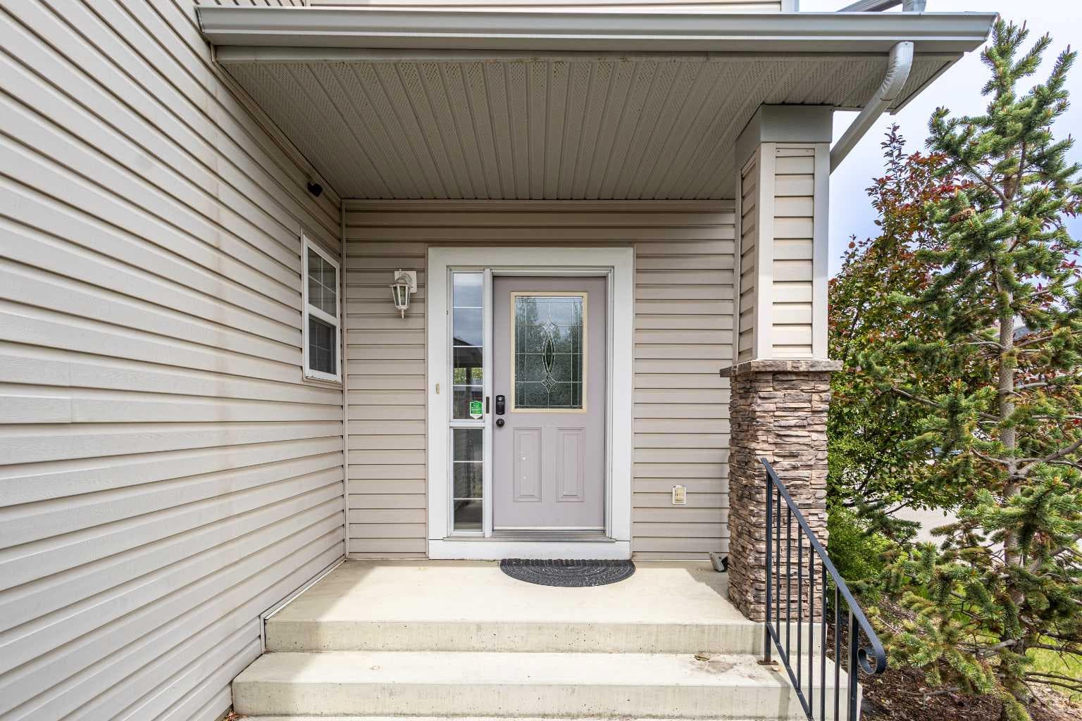 66 Everhollow Avenue SW