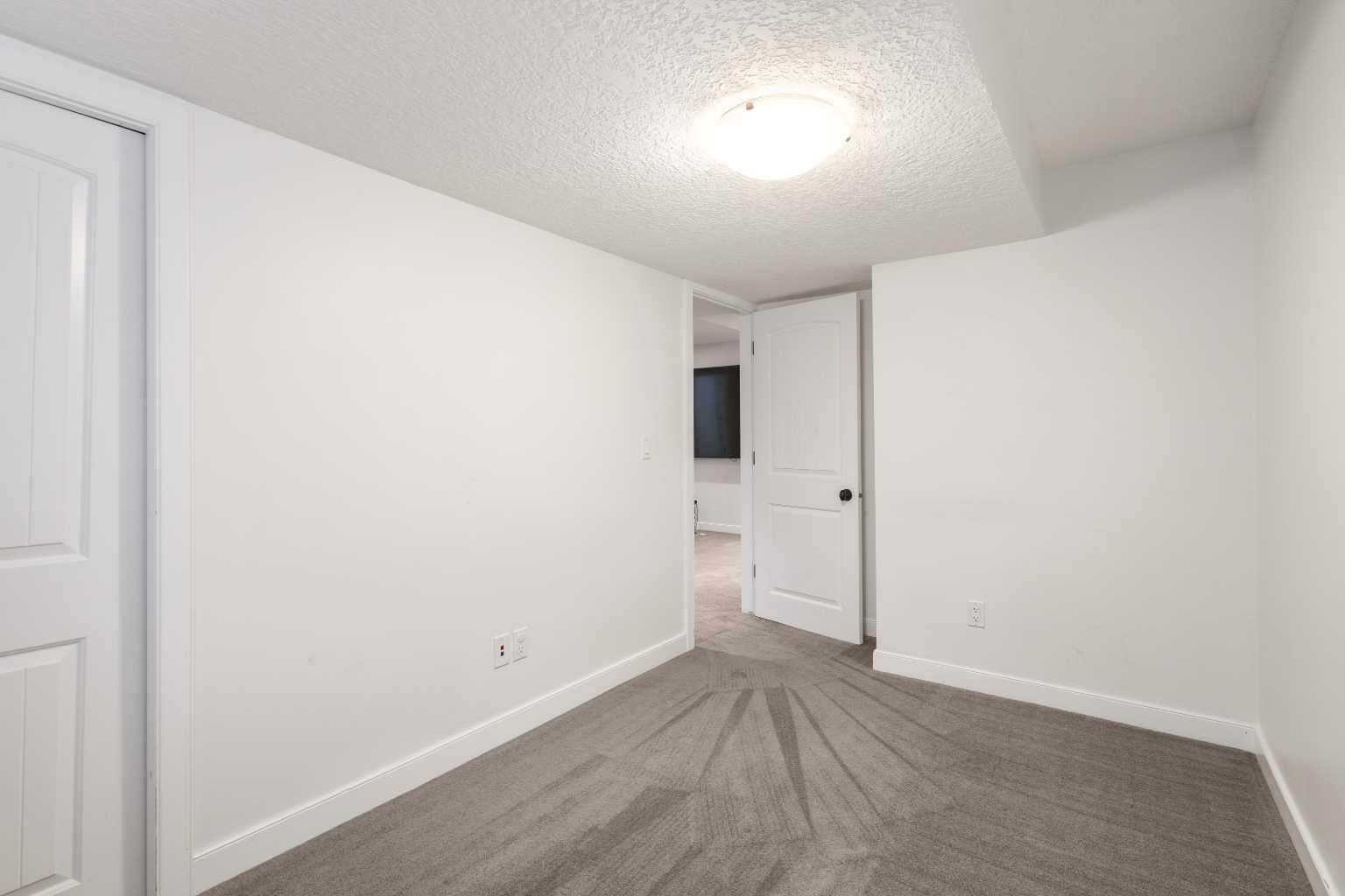 66 Everhollow Avenue SW