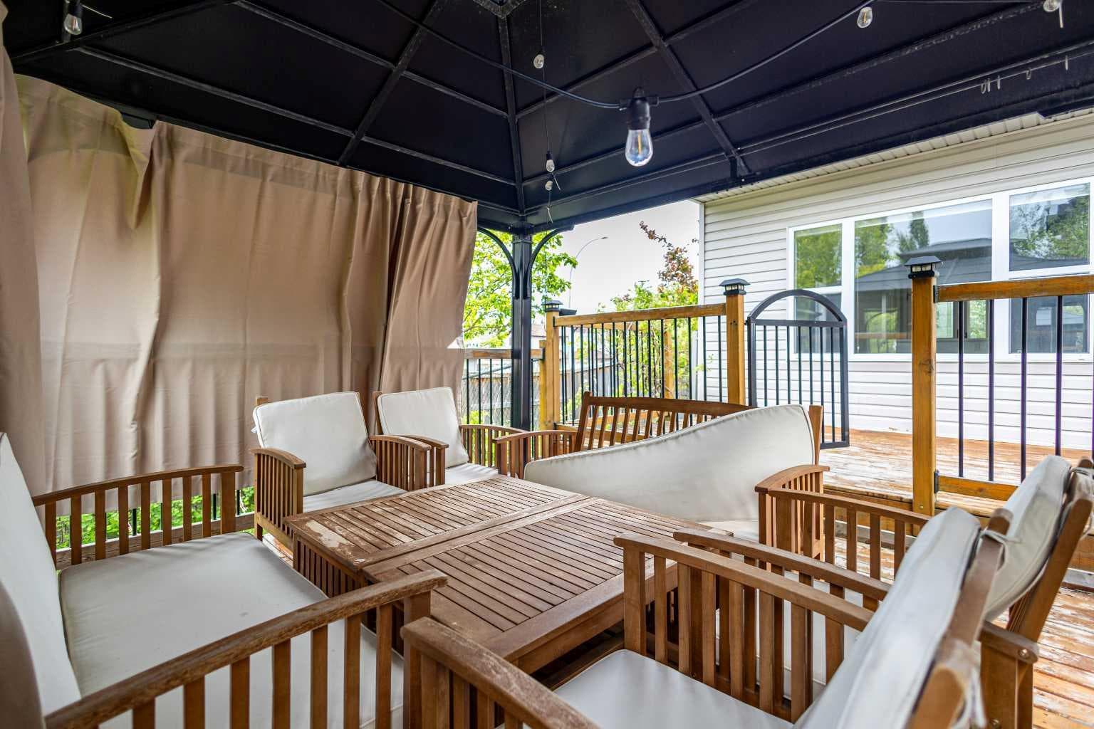 66 Everhollow Avenue SW
