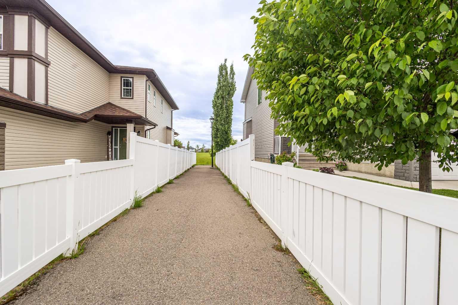 66 Everhollow Avenue SW