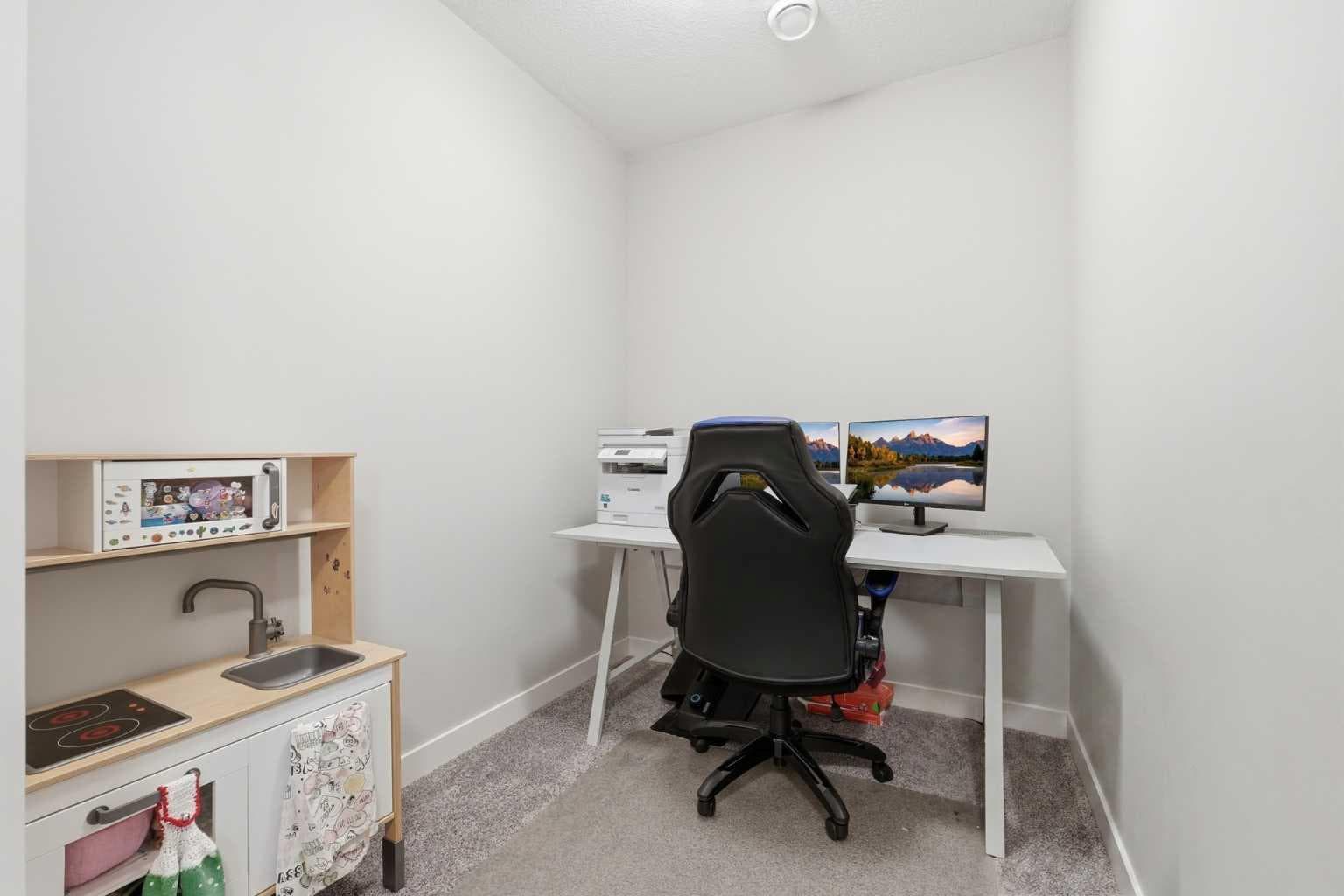 237 Mahogany Parade SE