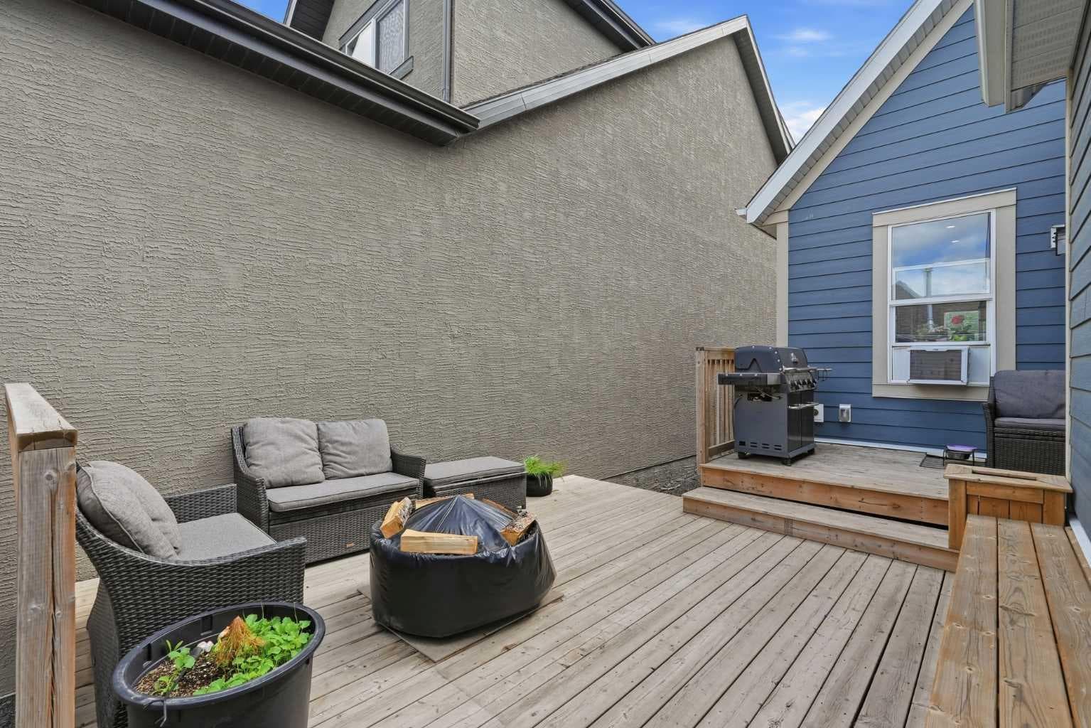 237 Mahogany Parade SE
