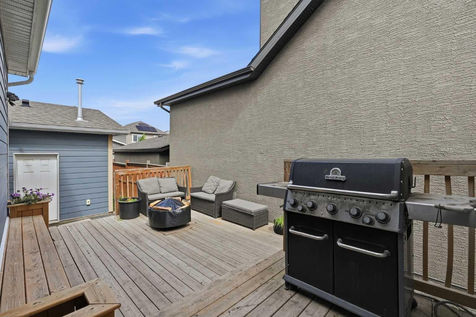 237 Mahogany Parade SE