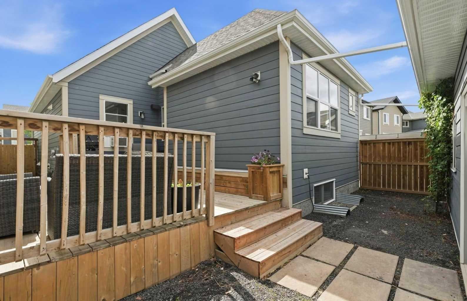 237 Mahogany Parade SE