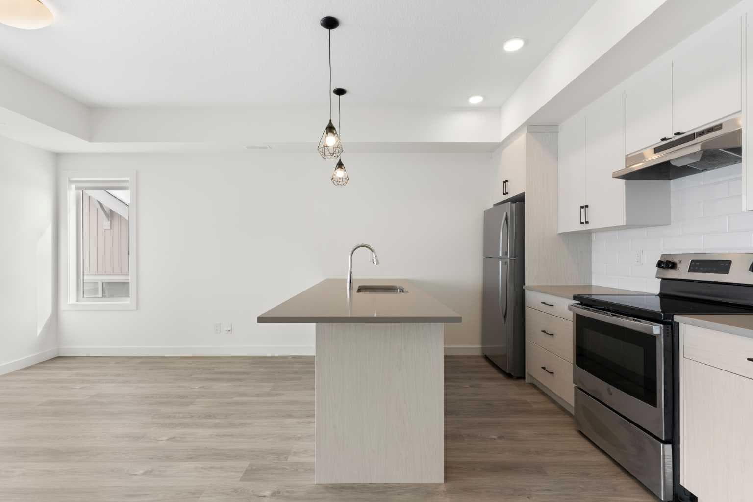 402, 24 Rivercrest Drive 