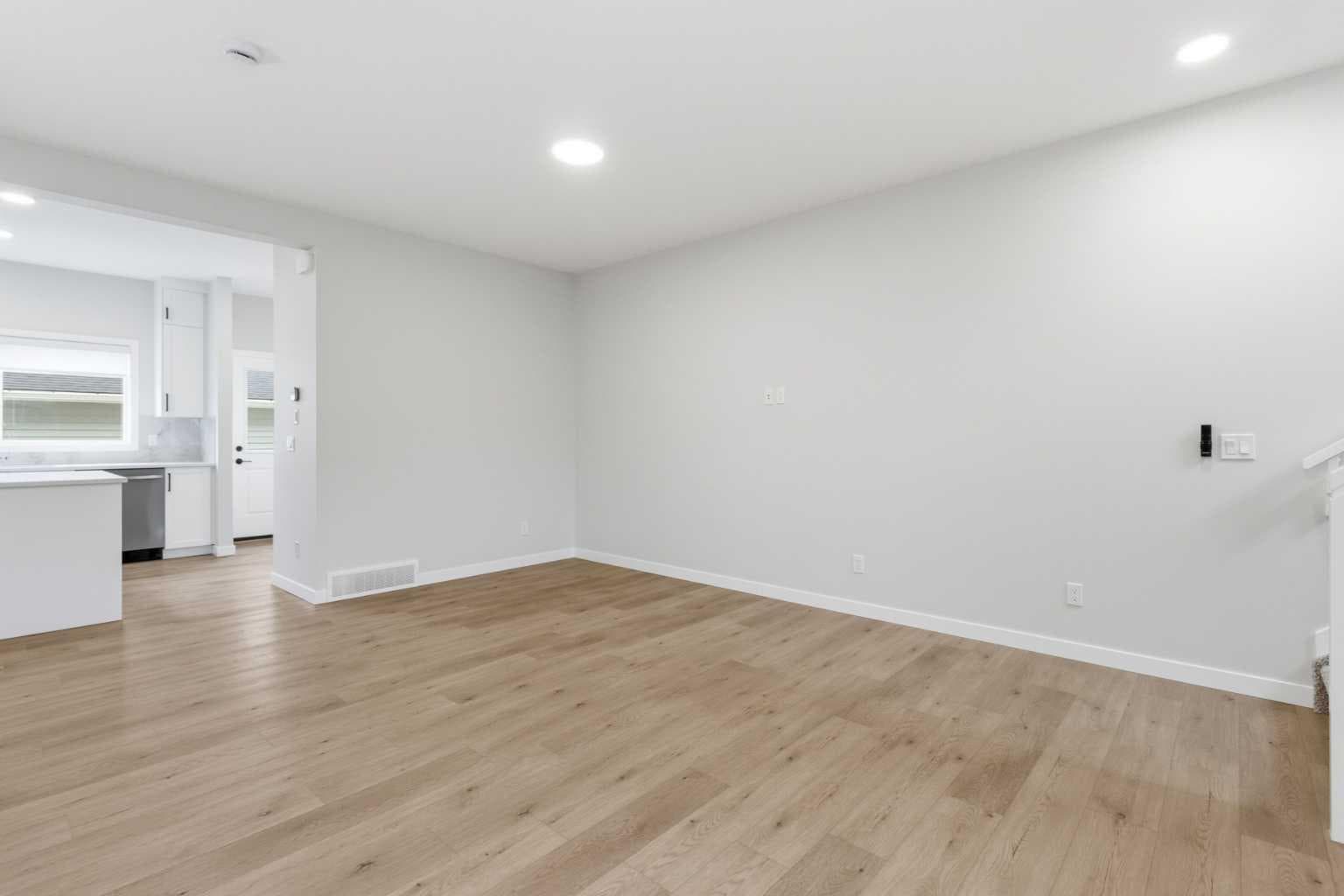 2253 Bayview Drive SW