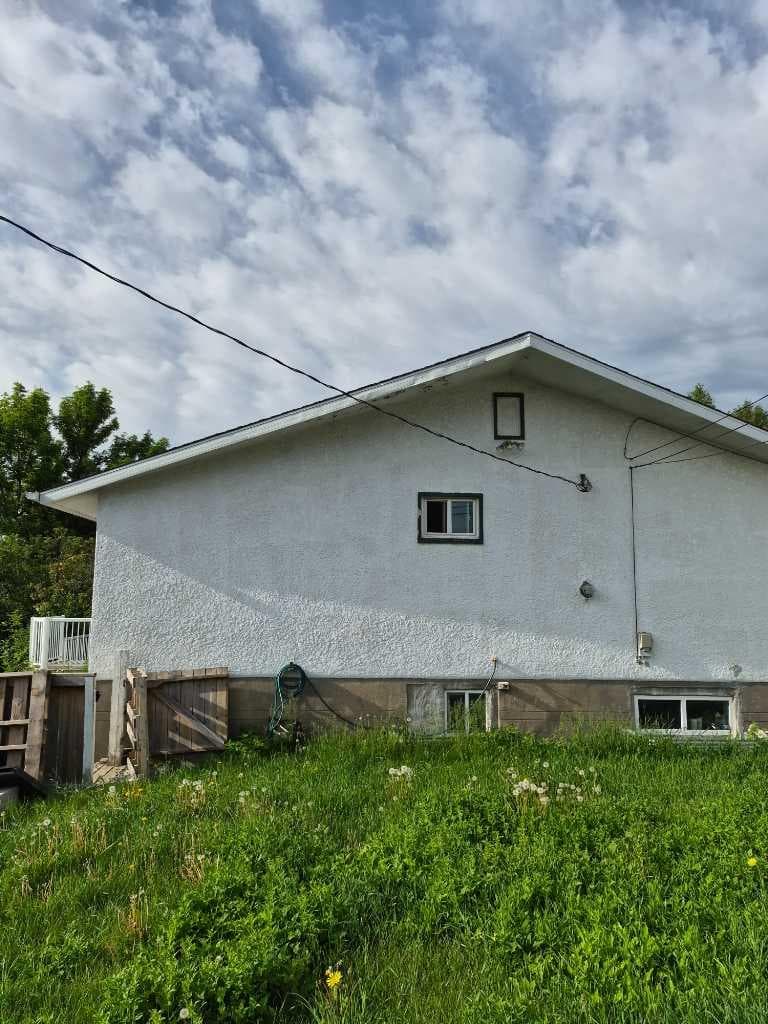 48 Northmount Drive NW