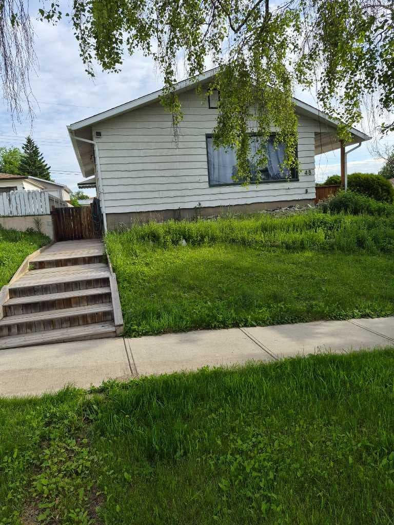 48 Northmount Drive NW