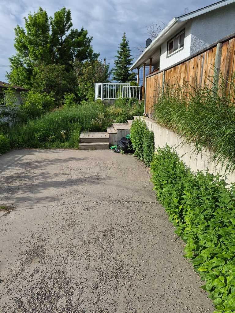 48 Northmount Drive NW