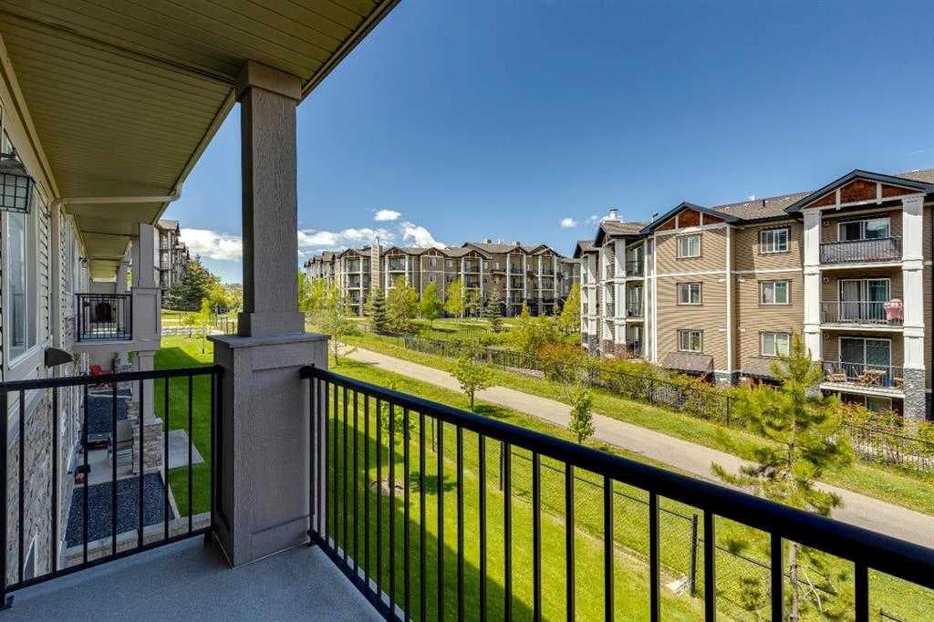 207, 22 Panatella Road NW