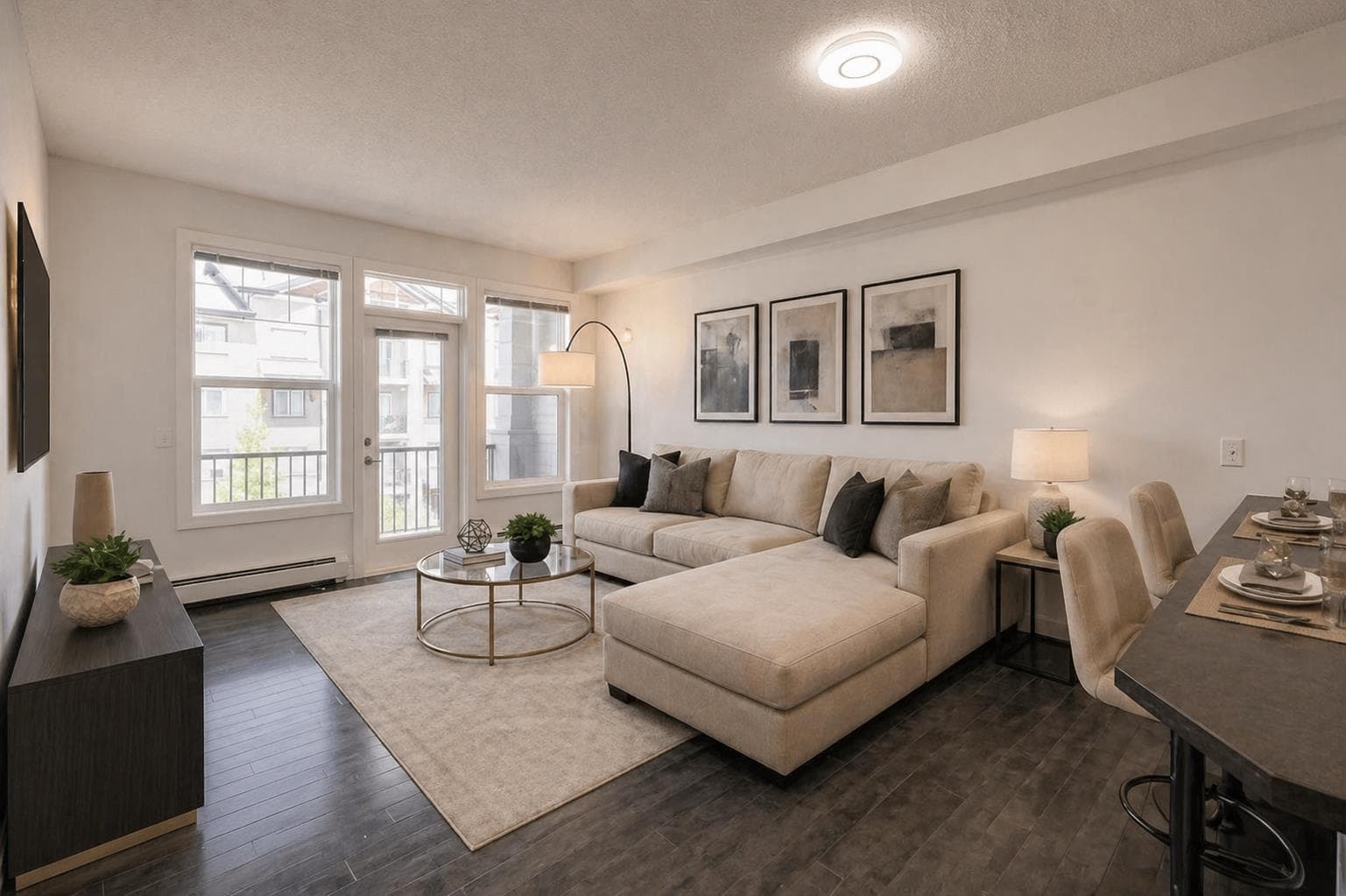 207, 22 Panatella Road NW