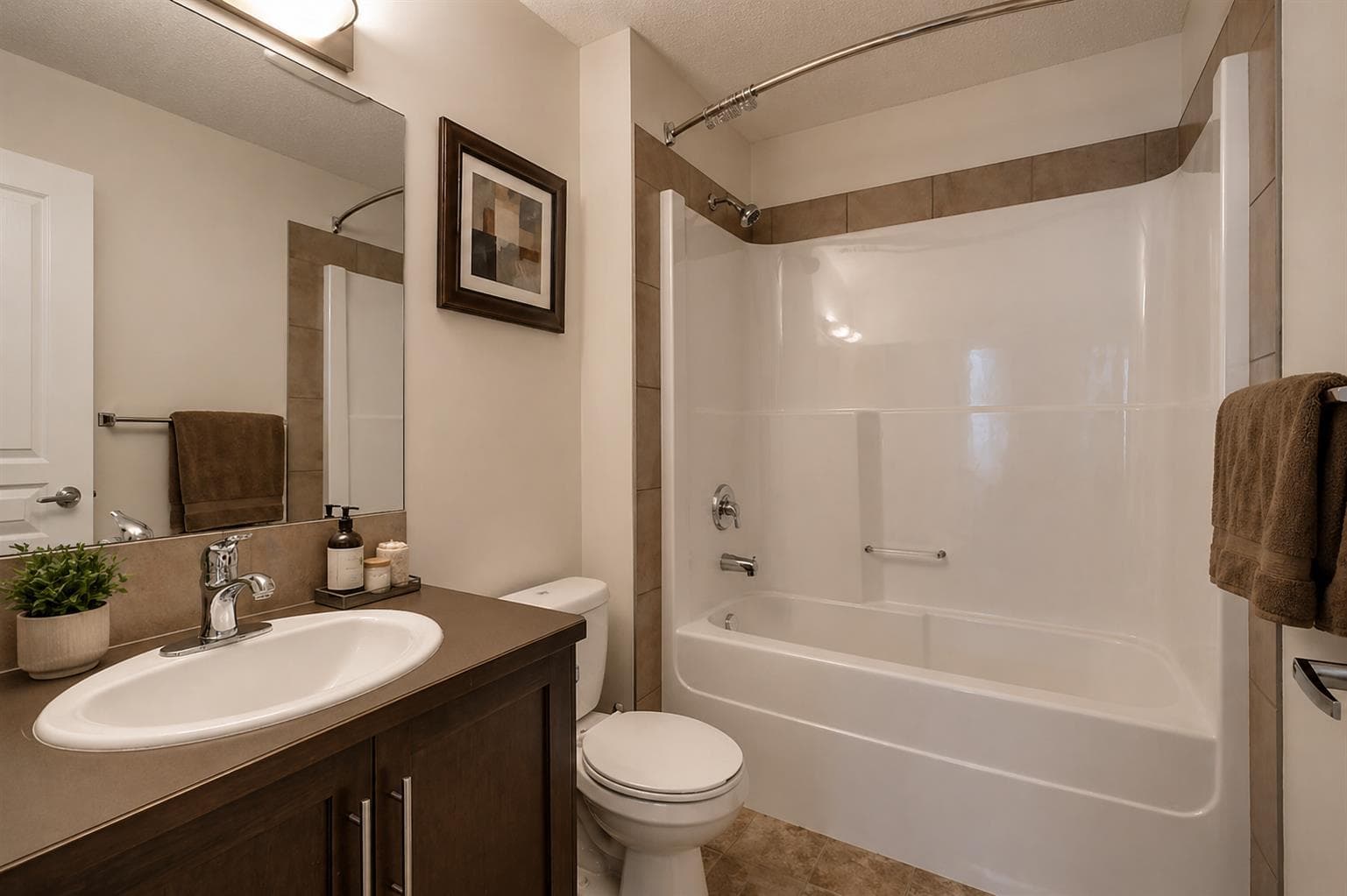 207, 22 Panatella Road NW