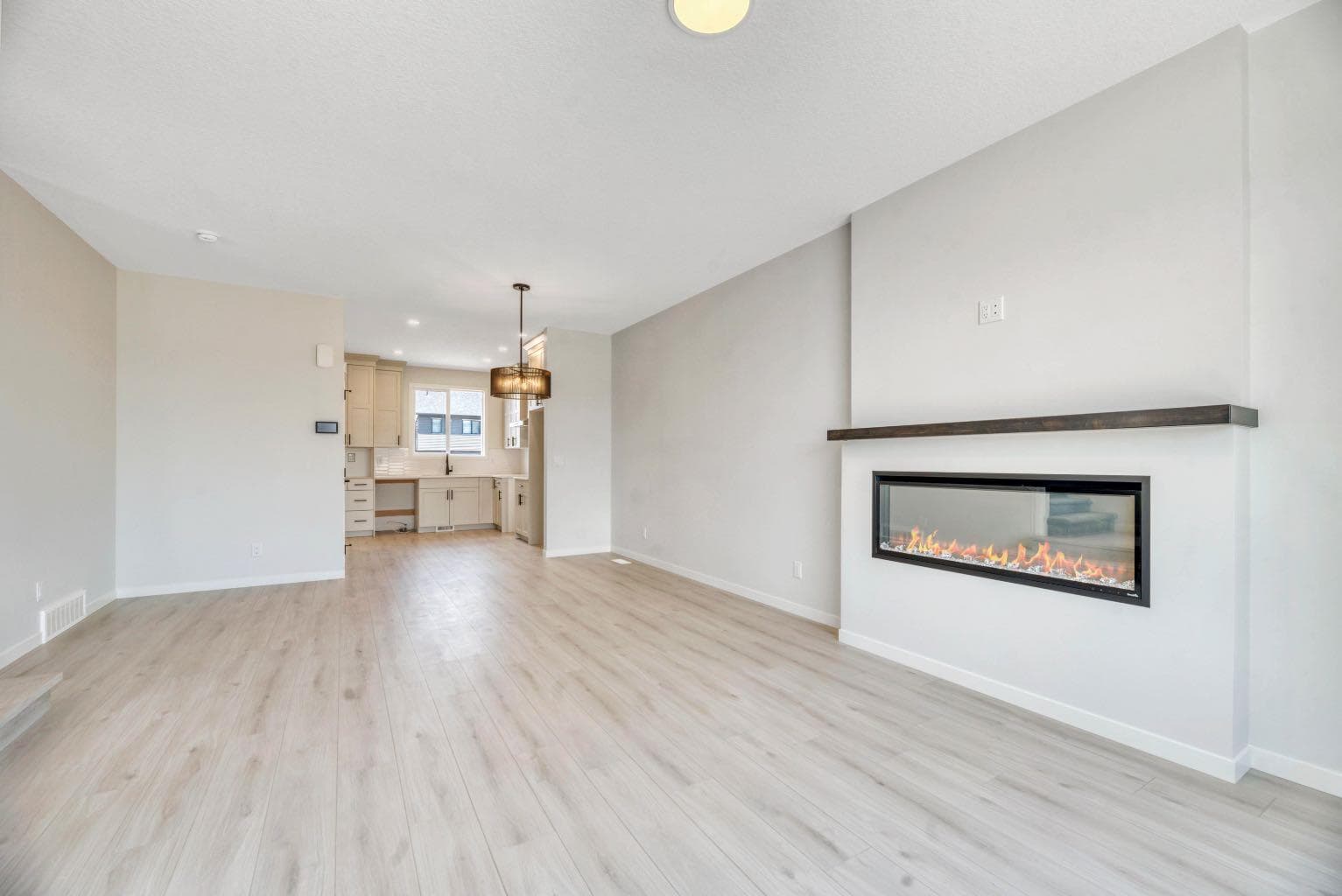 28 Mitchell Way NW