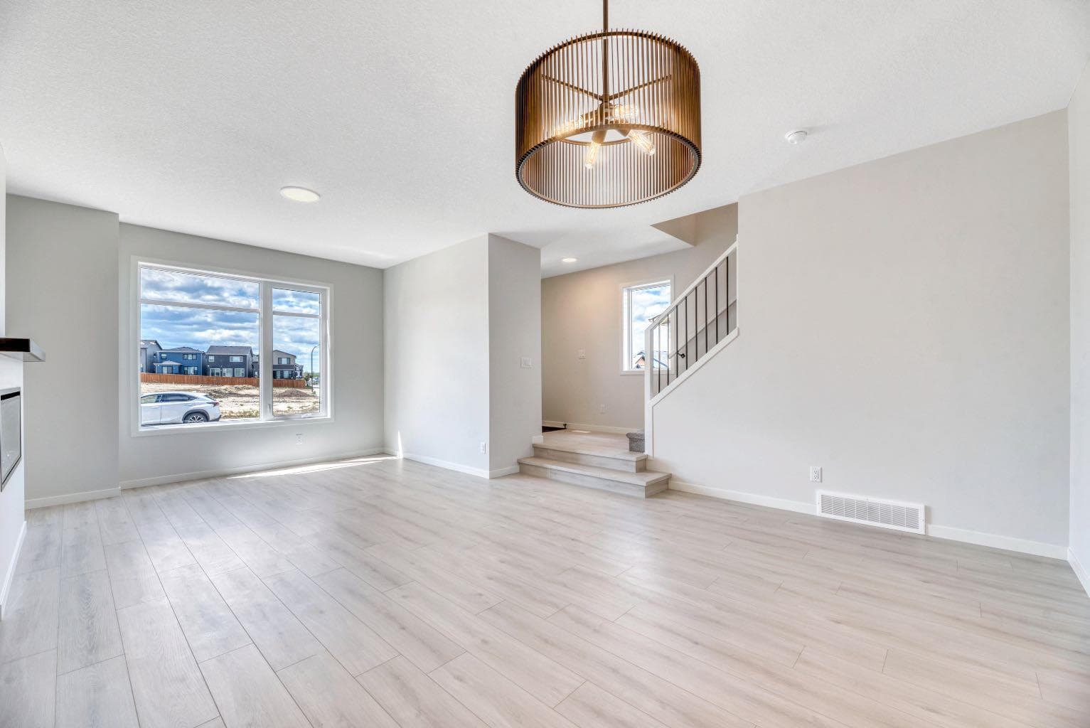 28 Mitchell Way NW