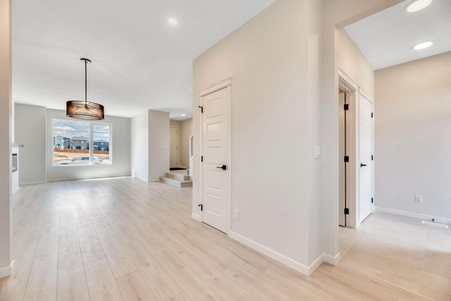 28 Mitchell Way NW