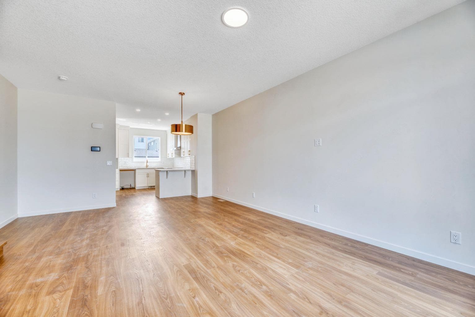 244 Marmot Grove NW