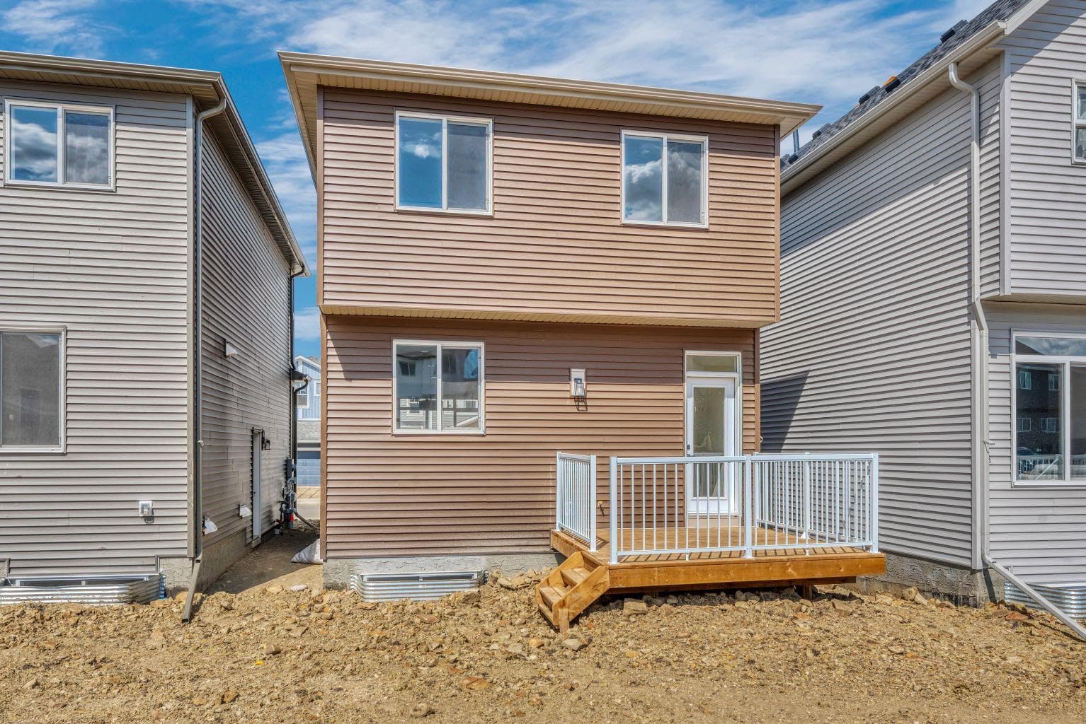 244 Marmot Grove NW
